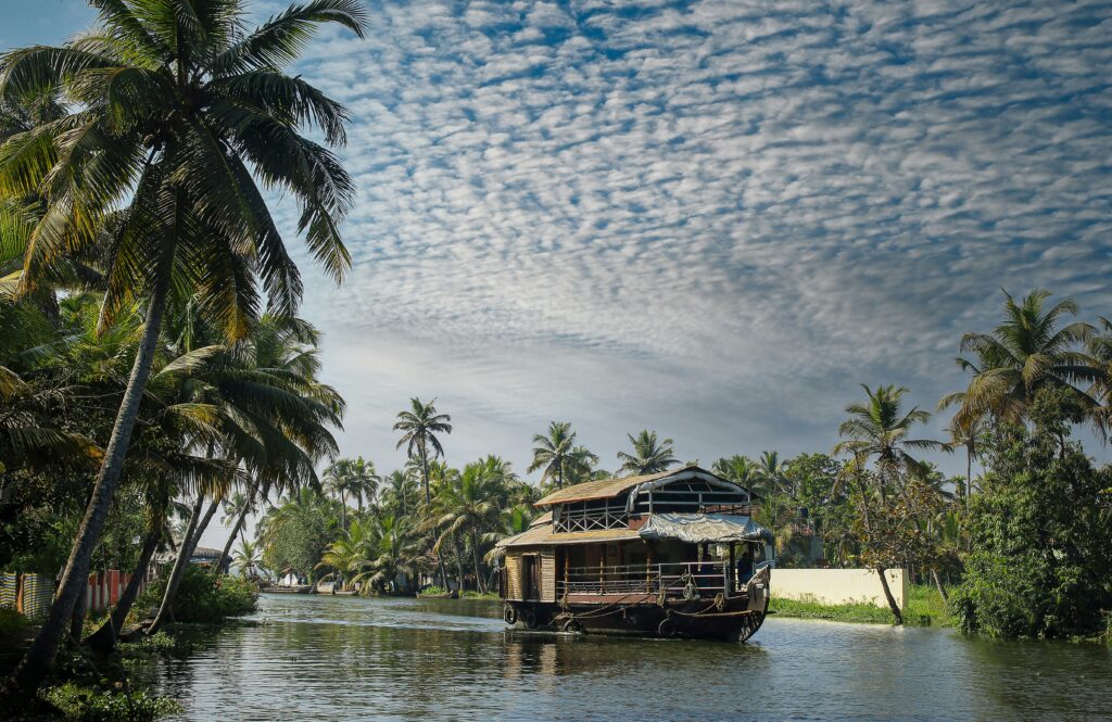 Alappuzha boat homes and life