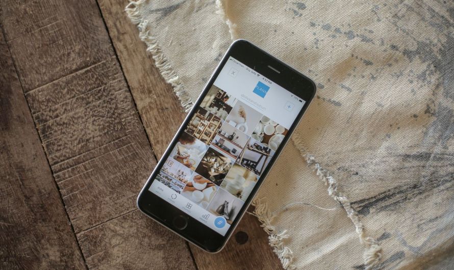 Best Travel Apps! | What’re on My Phone?