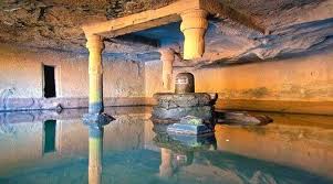 Sunset view from Kokankada cliff at Harishchandragad Fort in Maharashtra.
